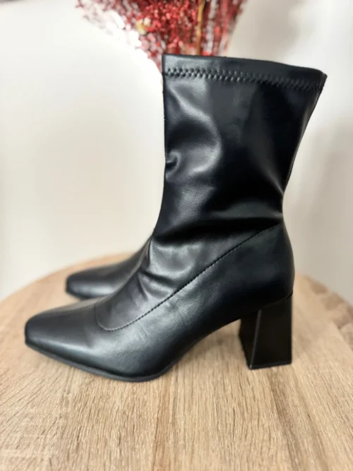 Botín Tacón Pespunte