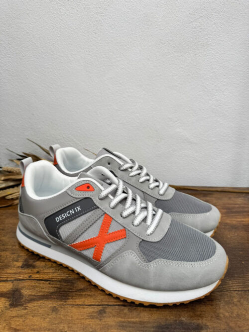 Deportiva Gris/Naranja